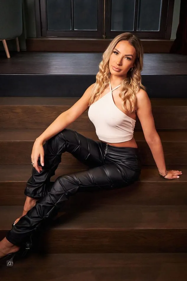 Women Crop Top Ivoire Dos Nu Nouer Autour Du Cou Brentiny Paris Top And Tank Tops Women Crop Top Ivoire Dos Nu Nouer Autour Du Cou Brentiny Paris Top And Tank Tops