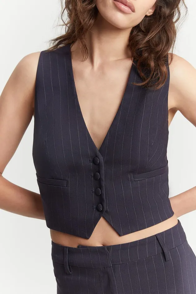 Women Fashion Tops Bardot Callista Pin Stripe Vest In Navy Stripe Navy Stripe Women Fashion Tops Bardot Callista Pin Stripe Vest In Navy Stripe Navy Stripe