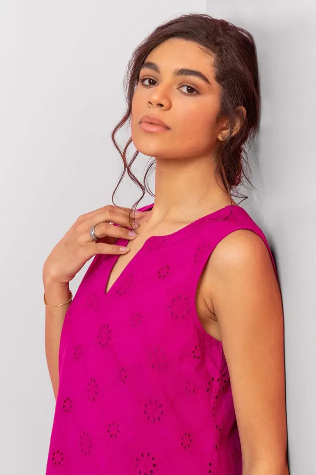 Women Fuchsia Broderie Detail Sleeveless Shift Dress Roman Dresses