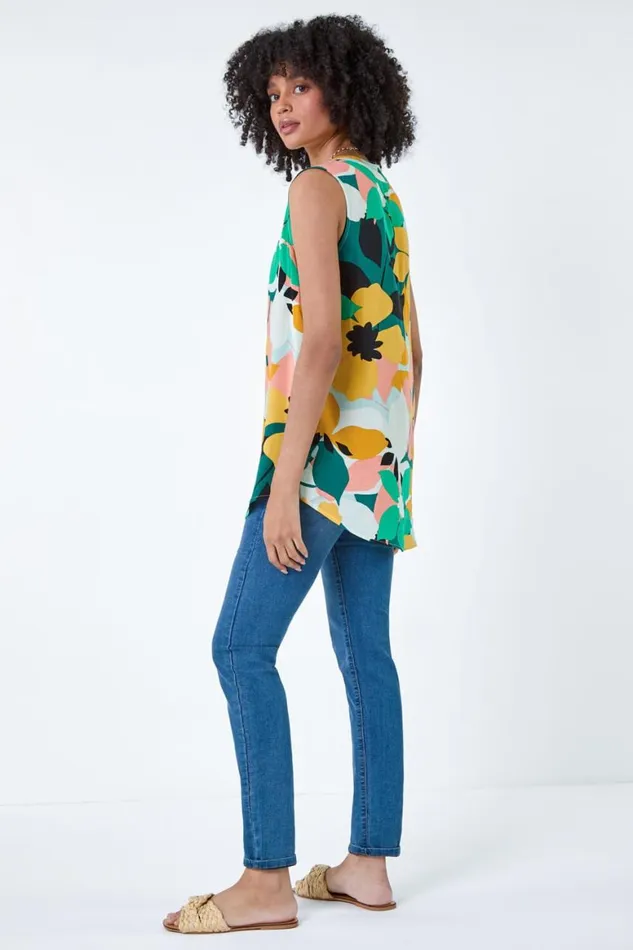 Women Green Contrast Floral Sleeveless VNeck Blouse Roman Tops