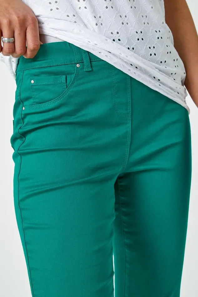 Women Green Elastic Waist Cropped Denim Jegging Roman Trousers