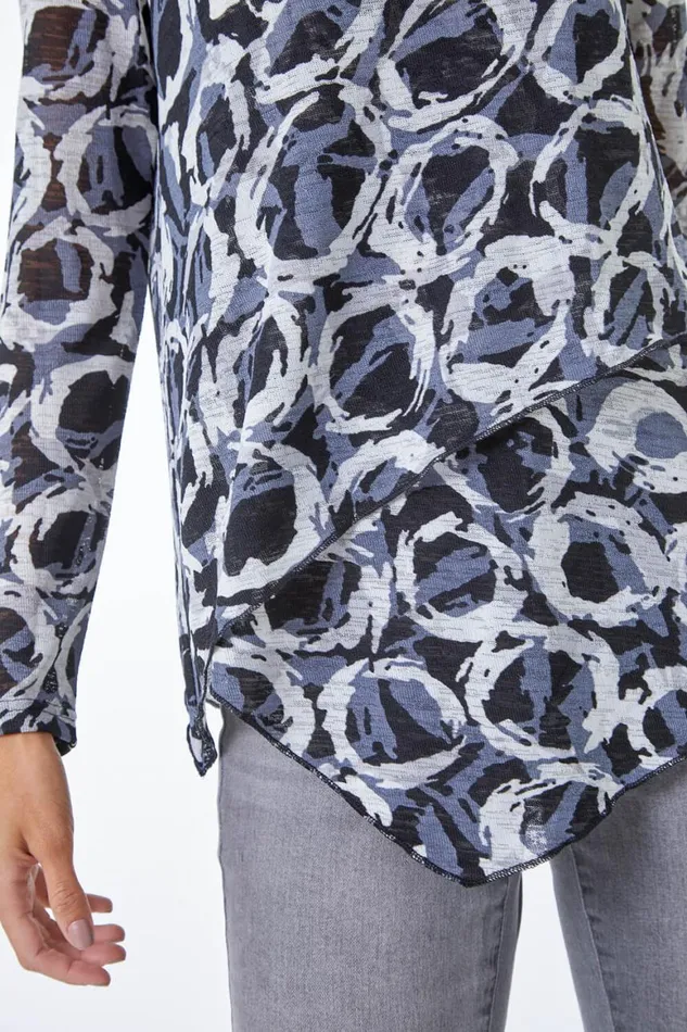 Women Grey Circle Print Asymmetric Hem Top Roman Tops