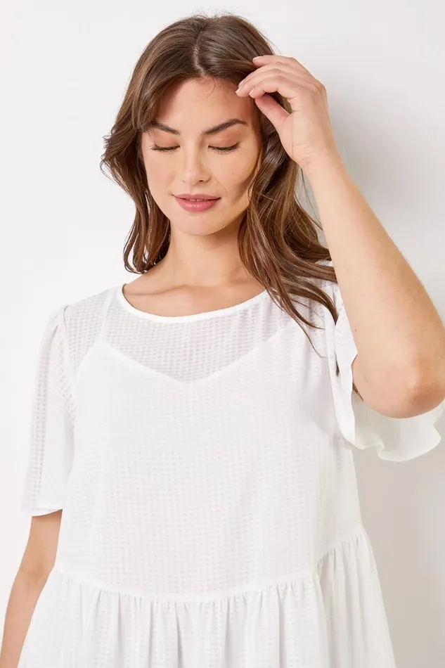 Women Ivory Curve Check Texture Tiered Tunic Top Roman Tops