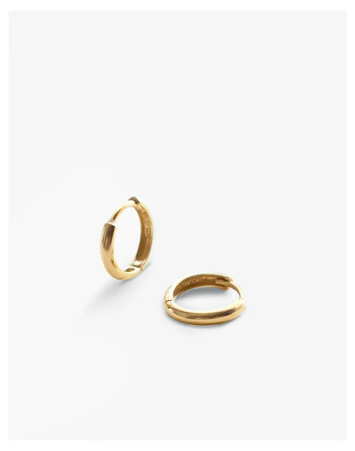 Women Kinn 14k Gold Petite Huggie Hoop Earrings Gold Madewell 14K GoldPlated