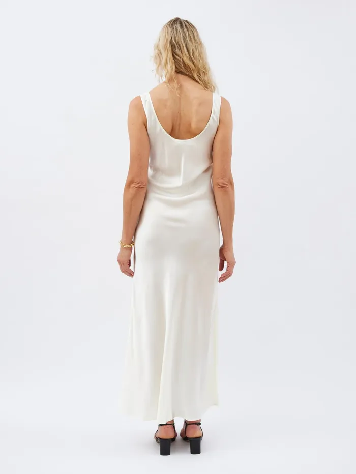 Women Maison Essentiele 8211 Scoop Neck Maxi In Ivory The UNDONE Dresses