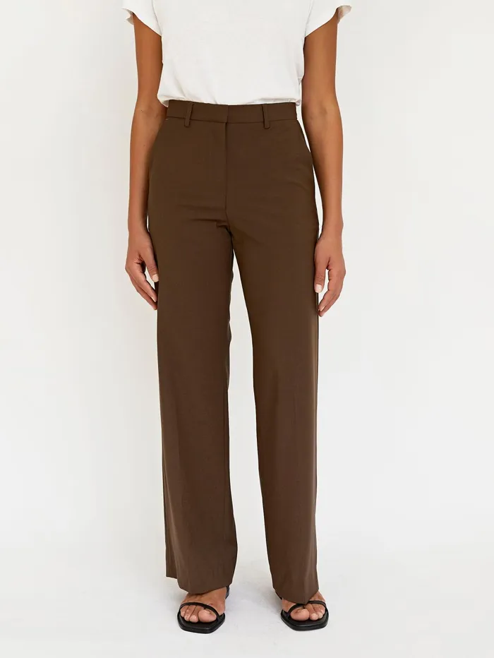 Women Matteau 8211 Relaxed Tailored Trouser In Coffee The UNDONE Pants