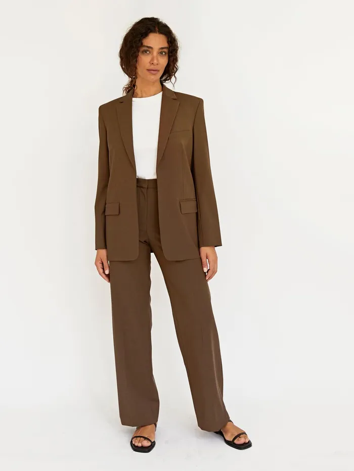 Women Matteau 8211 Relaxed Tailored Trouser In Coffee The UNDONE Pants