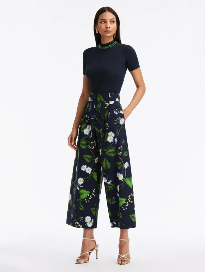 Women Pants and Skirts Oscar De La Renta Morning Glory Poplin Culotte Pants Whitedark Navy Women Pants and Skirts Oscar De La Renta Morning Glory Poplin Culotte Pants Whitedark Navy