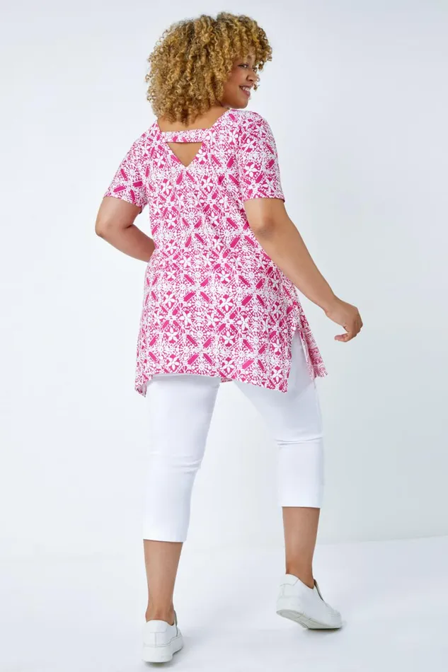 Women Pink Curve Tile Print Stretch Top Roman Tops