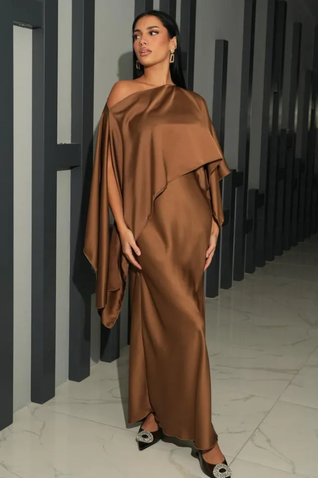 Women Robe 2 Pices Bustier Poncho Satin Marron Brown Brentiny Paris Short Dresses