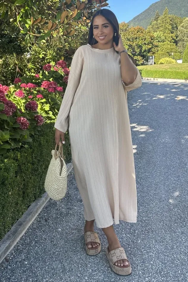 Women Robe Beige Longue Couture En Relief Beige Brentiny Paris Ceremonial Outfits