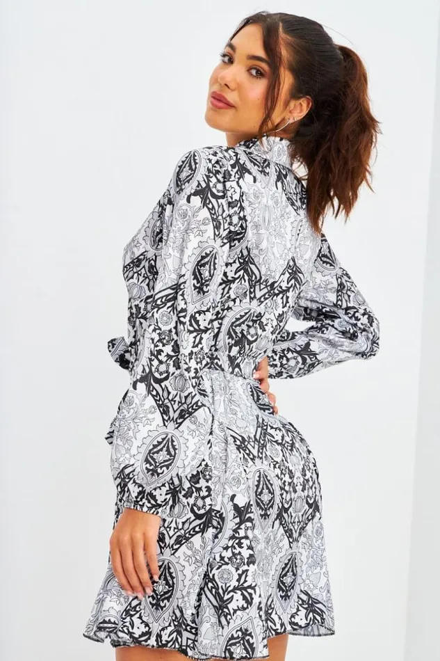 Women Robe Chemise Courte Satine Noire Motif Baroque Black Brentiny Paris Satin Dresses Women Robe Chemise Courte Satine Noire Motif Baroque Black Brentiny Paris Satin Dresses