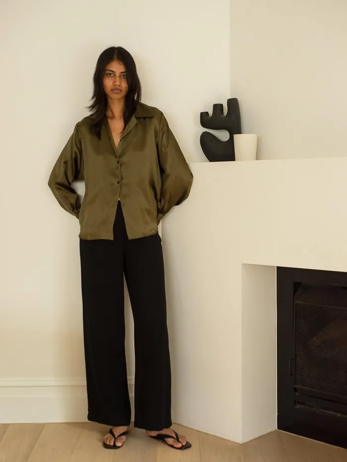 Women SAINT 8211 Silk Elastic Waist Pant In Black The UNDONE Pants