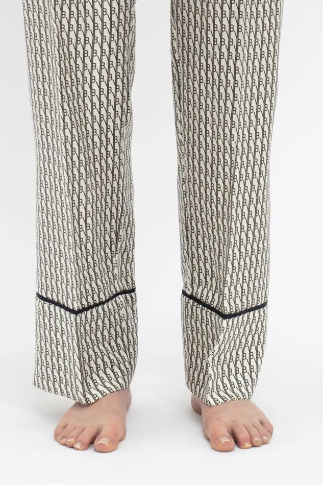 Women Sleepwear Victoria Beckham Pyjama Sleep Set In VB House Monogram Jacquard
