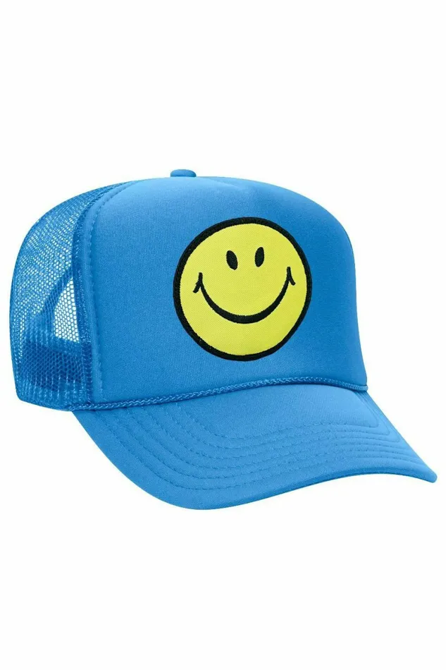 Women SMILEY VINTAGE TRUCKER HAT Aviator Nation TruckerHats