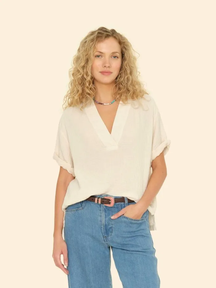 Women Tops Xirena Oysterette Avery Top