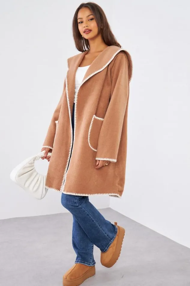 Women Veste Longue Capuche Camel Texture Couture En Relief Camel Brentiny Paris Jackets