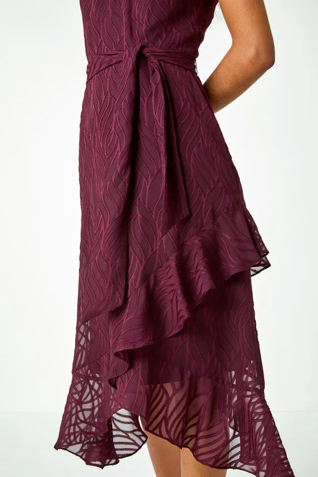 Women Wine Textured Chiffon Halterneck Midi Dress Roman Dresses