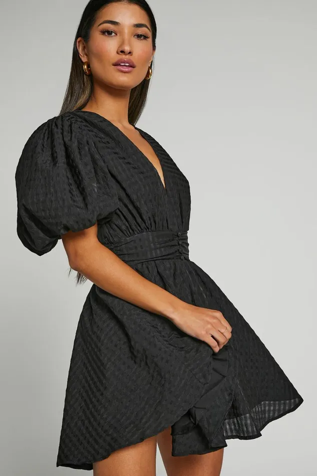 Xandy Mini Dress 8211 Textured Puff Sleeve Plunge Dress In Black Women Showpo Curve Clothes